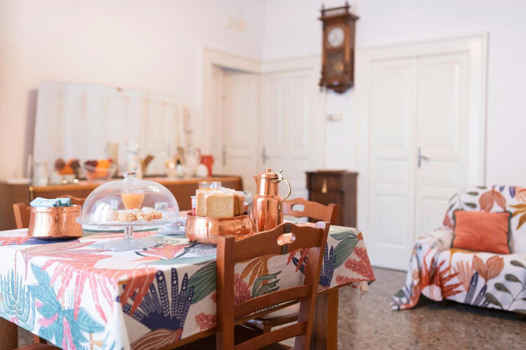 Nonna Nella Casa In Centro Apartamento Ostuni Exterior foto